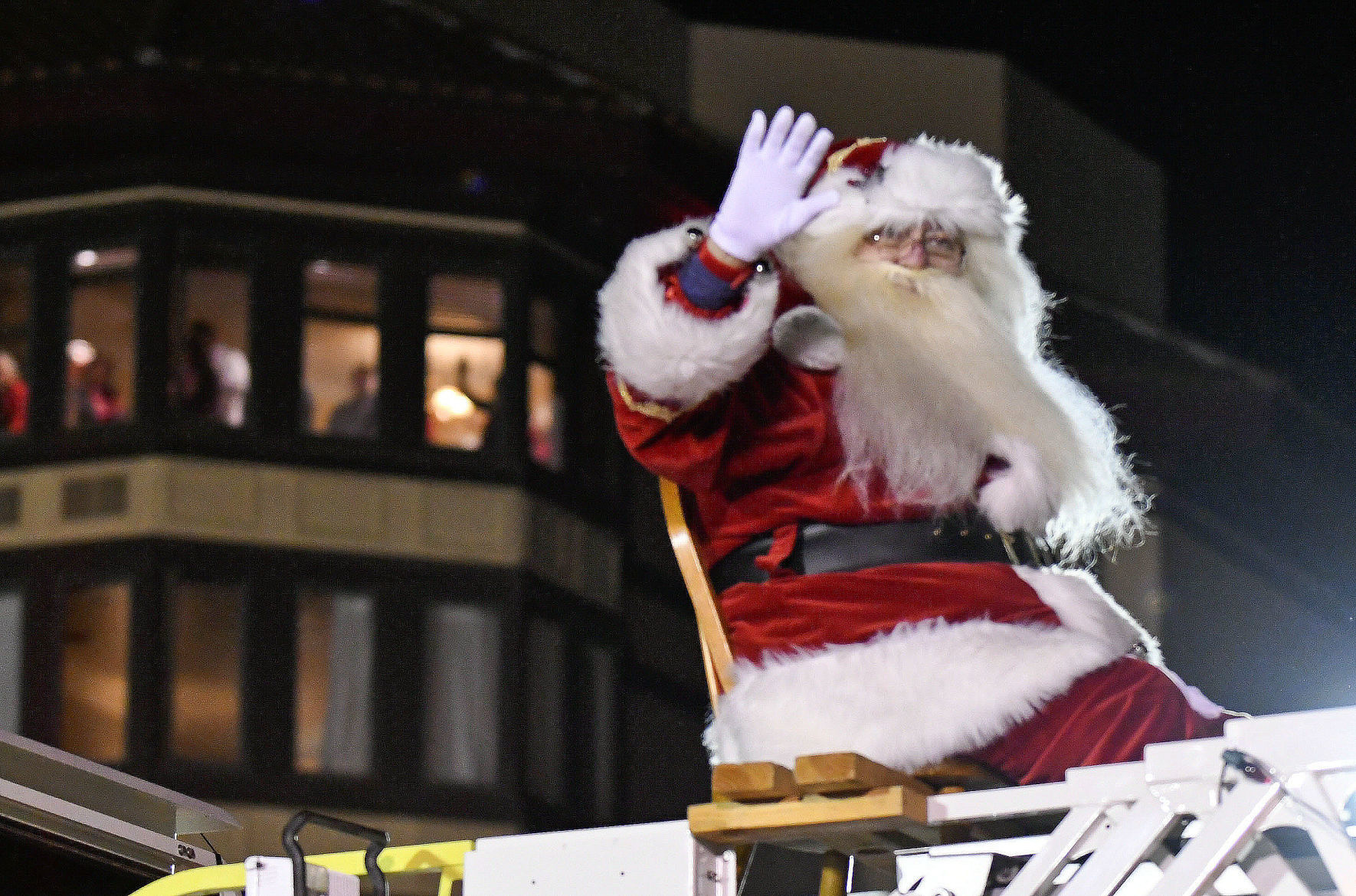 120719 SM Parade of Lights 05.jpg